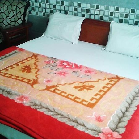 Oyo 27711 Hotel Evergreen Residency Bhopal Eksteriør billede